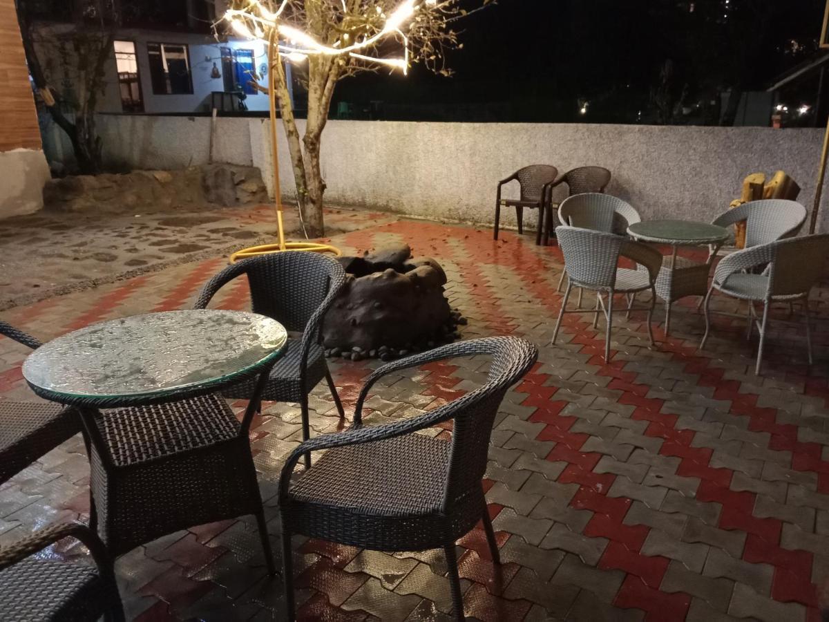 Resort Apple Flower By Manali Mall Road Manāli Exterior foto